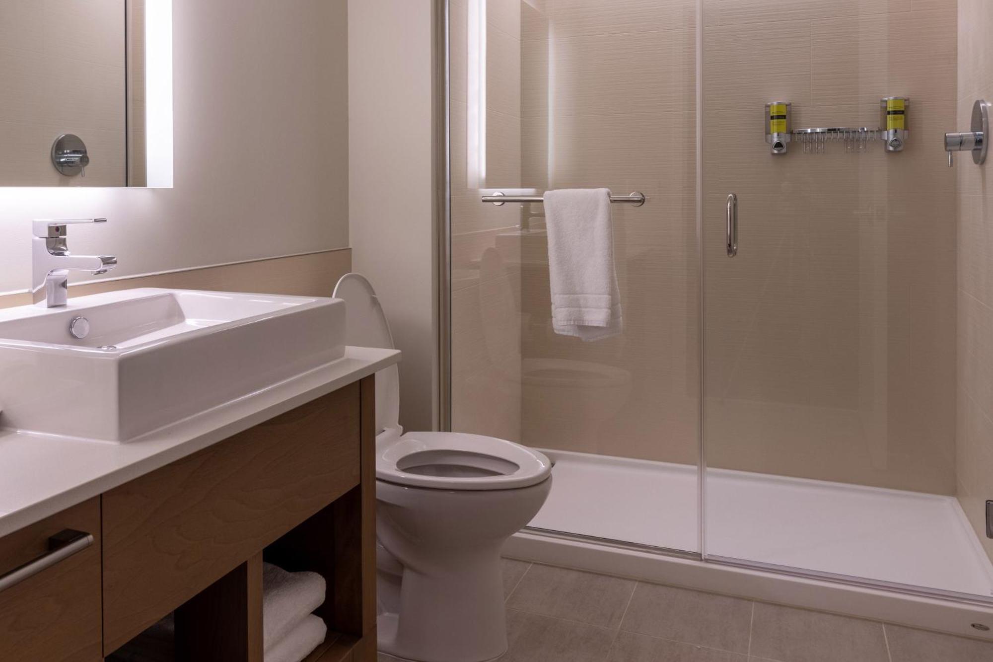 Отель Element St. Louis Midtown Экстерьер фото