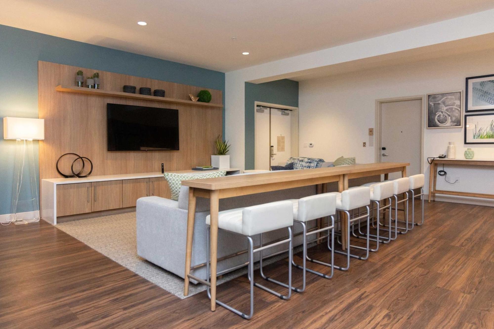 Отель Element St. Louis Midtown Экстерьер фото