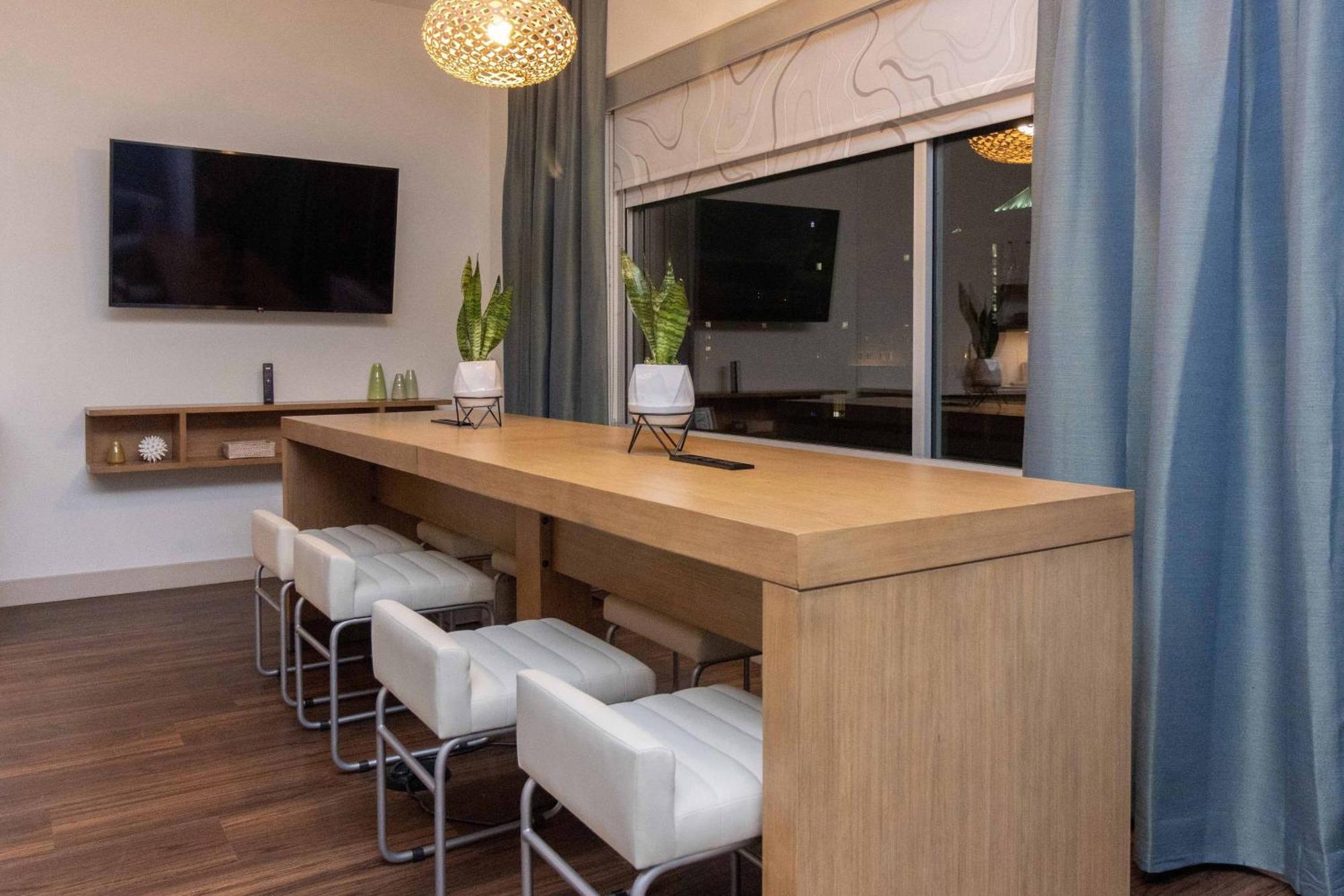 Отель Element St. Louis Midtown Экстерьер фото