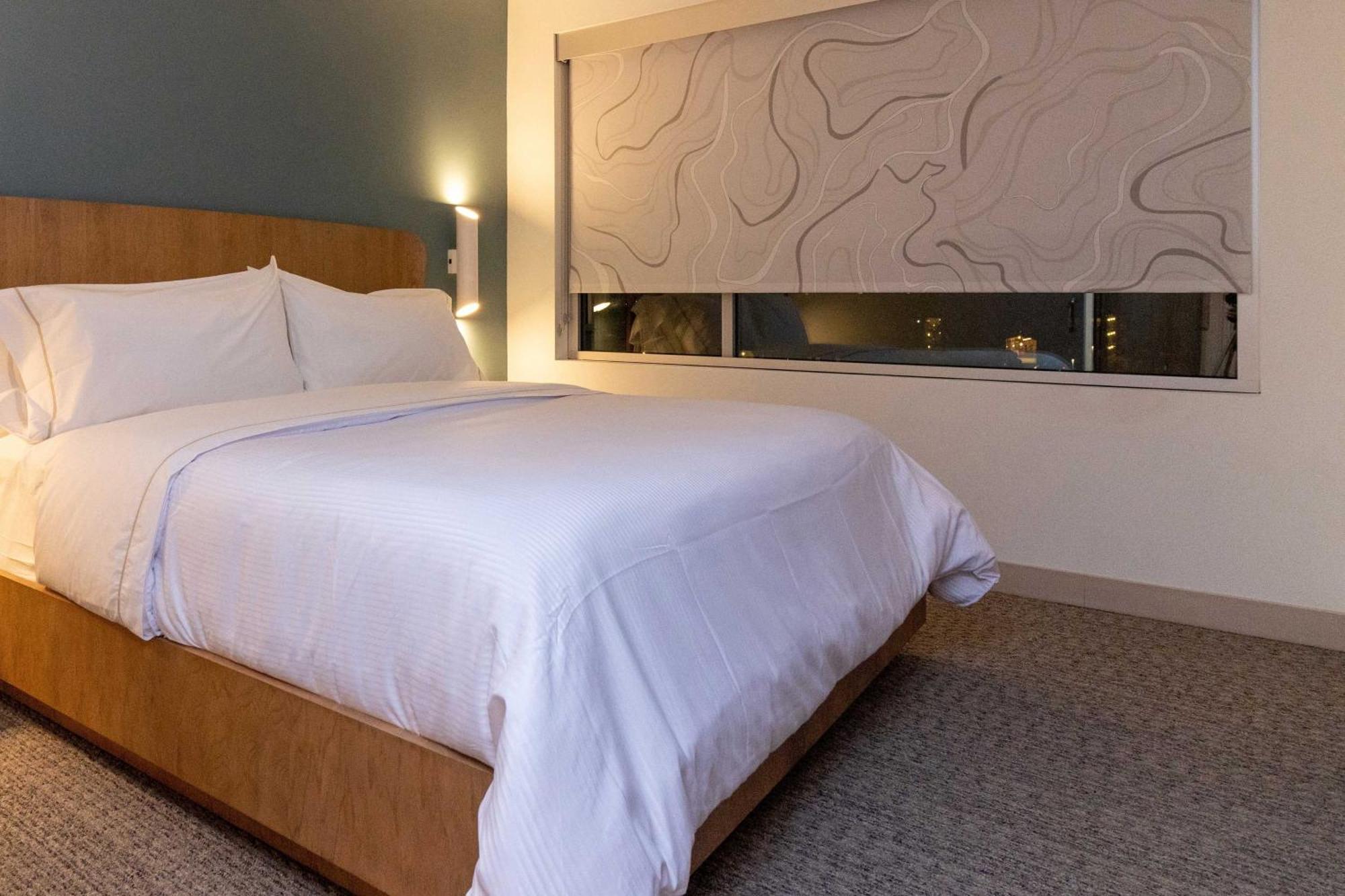 Отель Element St. Louis Midtown Экстерьер фото